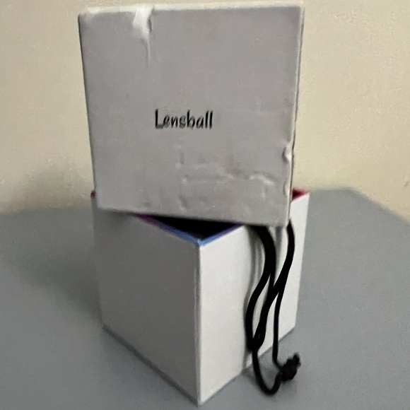 Lens ball *Like New* - Picture 2 of 5